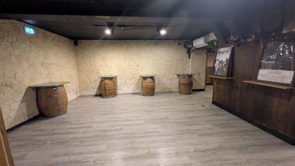 Local commercial à vendre Rochefort - 17300 / Réf: 3336