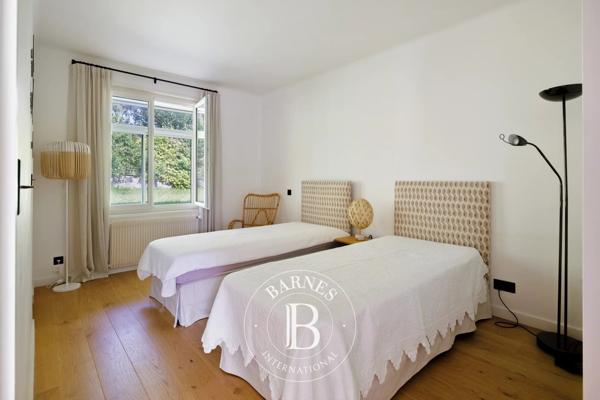 Anglet, Maison 5 Chambres -  240 m² à vendre