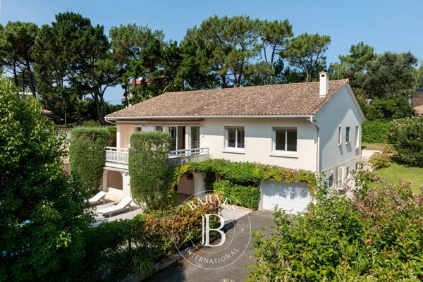 Anglet, Maison 5 Chambres -  240 m² à vendre