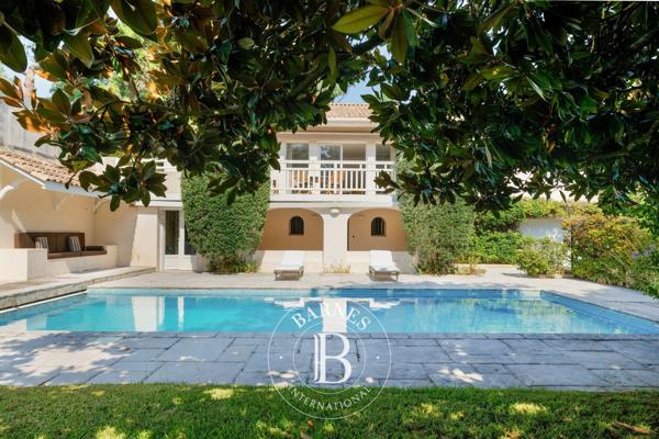 Anglet, Maison 5 Chambres -  240 m² à vendre