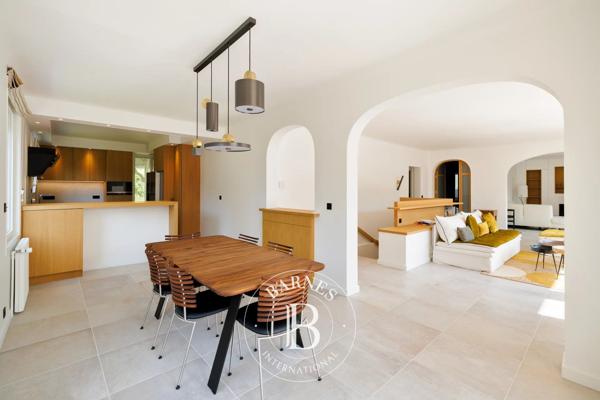 Anglet, Maison 5 Chambres -  240 m² à vendre