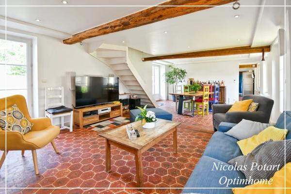 Maison d’histoire et de projets, longère rénovée, dépendances et jardin au calme – À 8 min d’Estrées-Saint-Denis