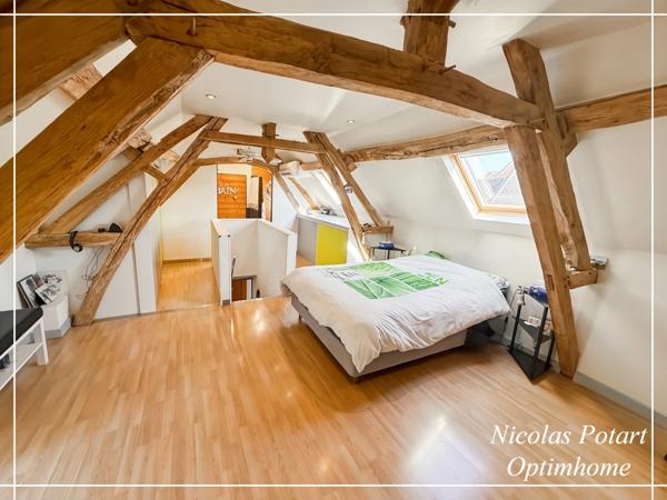 Maison d’histoire et de projets, longère rénovée, dépendances et jardin au calme – À 8 min d’Estrées-Saint-Denis