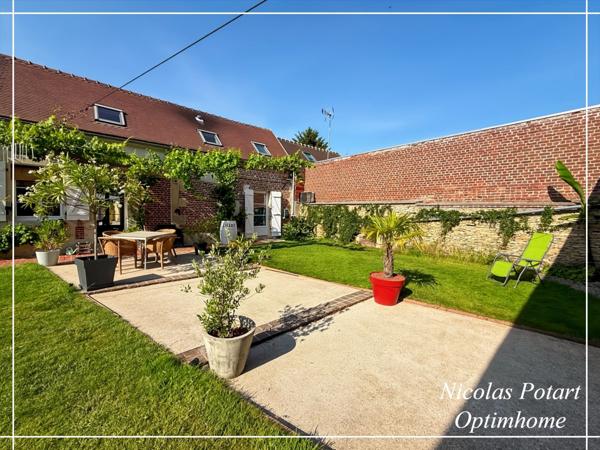 Maison d’histoire et de projets, longère rénovée, dépendances et jardin au calme – À 8 min d’Estrées-Saint-Denis