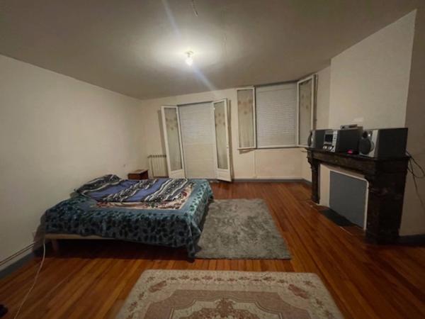 Dpt Hautes Pyrénées (65), à vendre LOURDES immeuble