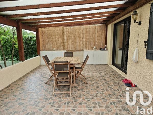 Maison à vendre 6 pièces 120 m² Crécy-la-Chapelle