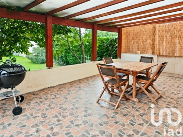 Maison à vendre 6 pièces 120 m² Crécy-la-Chapelle