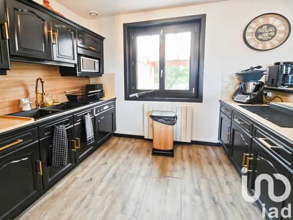 Maison à vendre 6 pièces 120 m² Crécy-la-Chapelle