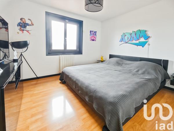 Maison à vendre 6 pièces 120 m² Crécy-la-Chapelle