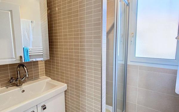 Appartement à vendre    4 pièces • 89,43 m2 Saint-Raphaël