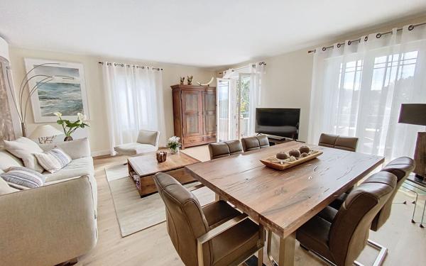 Appartement à vendre    4 pièces • 89,43 m2 Saint-Raphaël