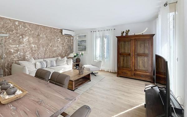 Appartement à vendre    4 pièces • 89,43 m2 Saint-Raphaël