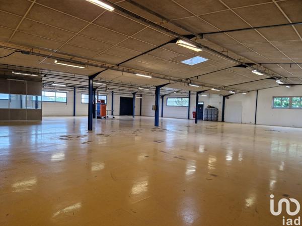 Atelier à vendre 1 100 m² Monnaie