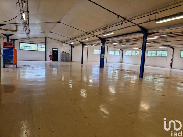 Atelier à vendre 1 100 m² Monnaie