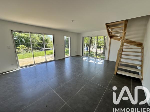 Maison à vendre 6 pièces 90 m² Sarzeau
