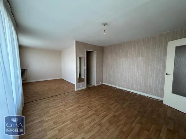 Appartement à louer 4 pièces 67.43m² Orléans (45000)