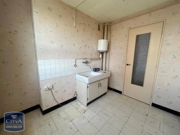 Appartement à louer 4 pièces 67.43m² Orléans (45000)