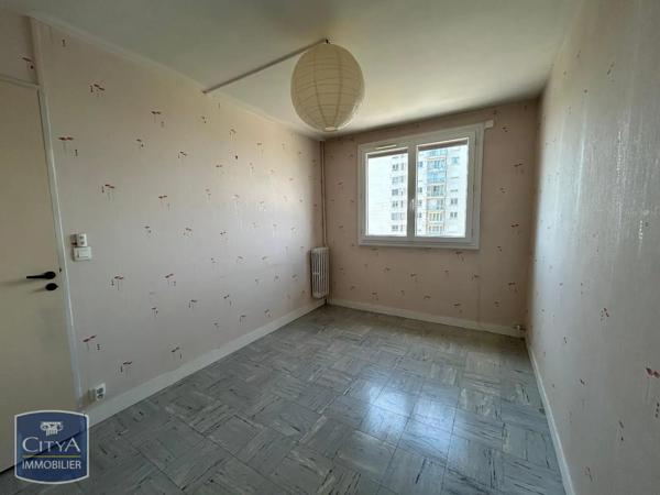 Appartement à louer 4 pièces 67.43m² Orléans (45000)