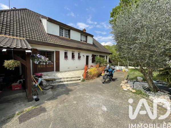 Maison à vendre 8 pièces 180 m² Vaux-le-Pénil