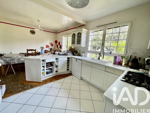 Maison à vendre 8 pièces 180 m² Vaux-le-Pénil