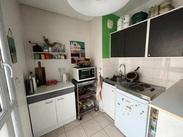 Appartement t2 avec balcon et garage proche métro garibaldi