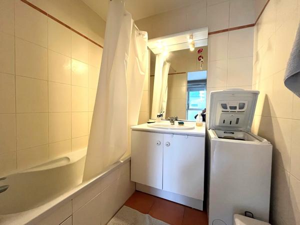 Appartement t2 avec balcon et garage proche métro garibaldi