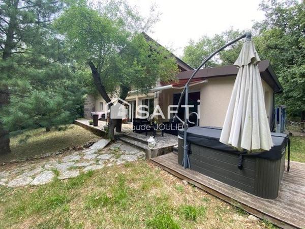 TOULONJAC - Maison 131 m² de plain pieds - 4 chambres