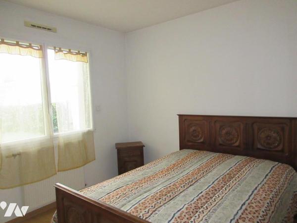 PLAIN-PIED 2 CHAMBRES + GARAGE