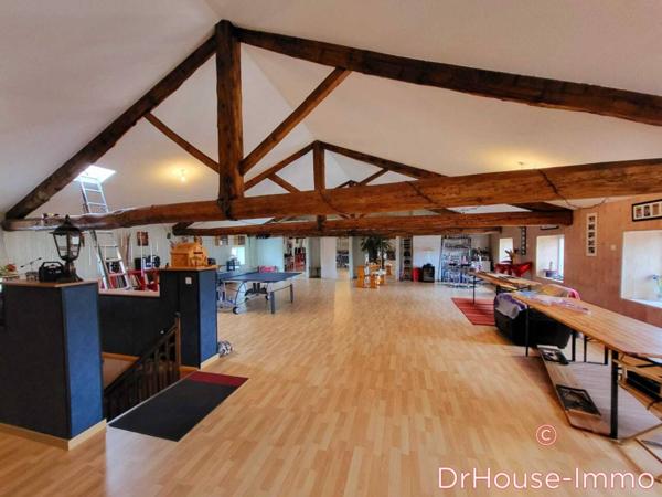 Immeuble à vendre 18 pièces de 277 m²