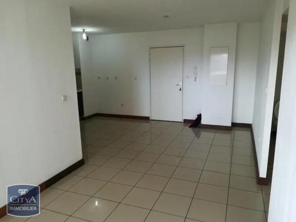 Appartement à louer 3 pièces 53.02m² Saint-Denis (97400)