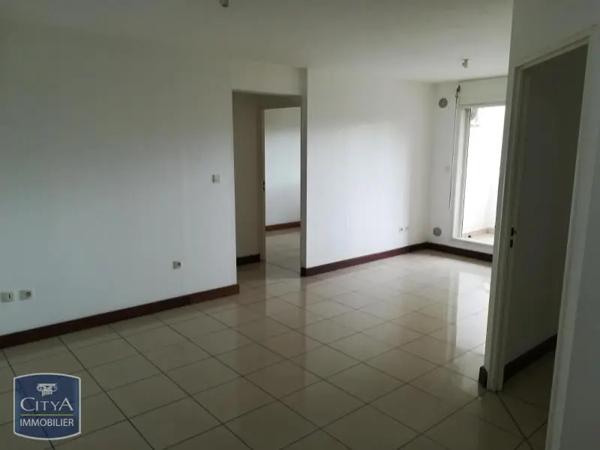 Appartement à louer 3 pièces 53.02m² Saint-Denis (97400)