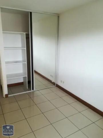 Appartement à louer 3 pièces 53.02m² Saint-Denis (97400)