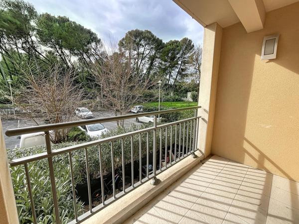 T2 AU CALME BALCON PARKING