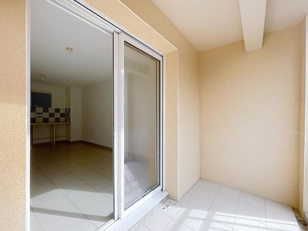 T2 AU CALME BALCON PARKING