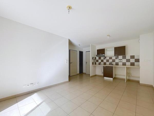 T2 AU CALME BALCON PARKING