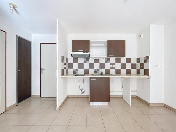 T2 AU CALME BALCON PARKING