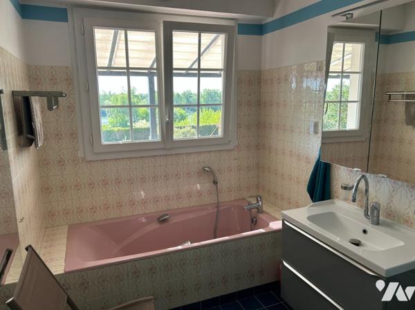 Maison T9 de 239 m² sur 1 147 m²