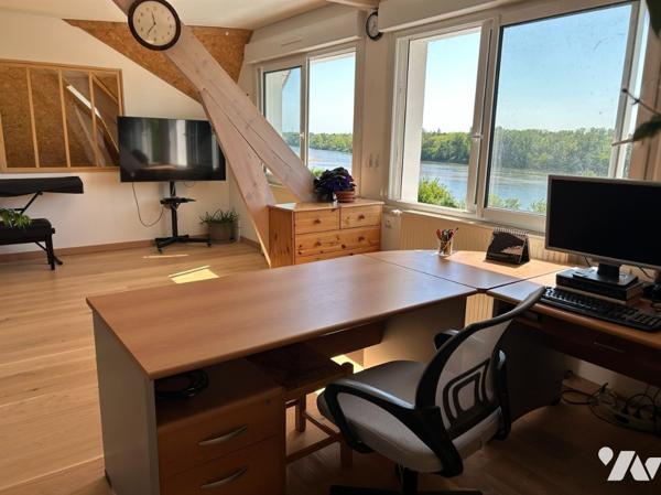 Maison T9 de 239 m² sur 1 147 m²