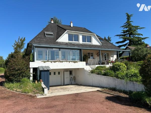 Maison T9 de 239 m² sur 1 147 m²