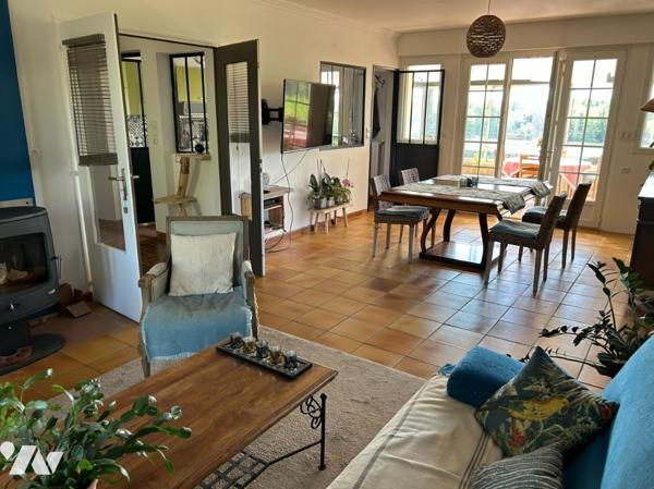 Maison T9 de 239 m² sur 1 147 m²