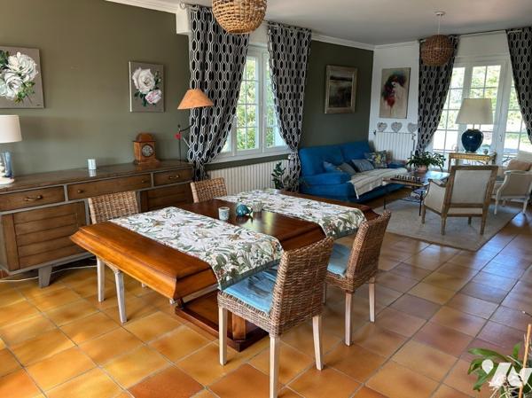 Maison T9 de 239 m² sur 1 147 m²