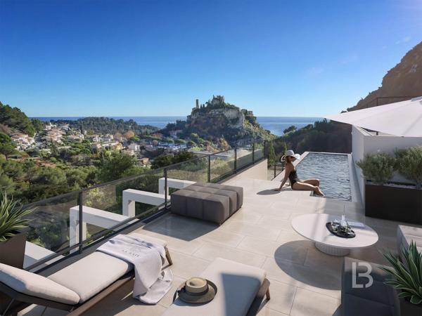 Eze, Exceptionnelle Villa-sur-le-Toit, 4 pièces avec Vue Mer et Piscine Privative