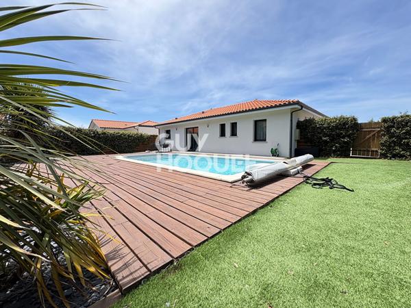 Maison contemporaine avec piscine proche des commerces à Mimizan bourg