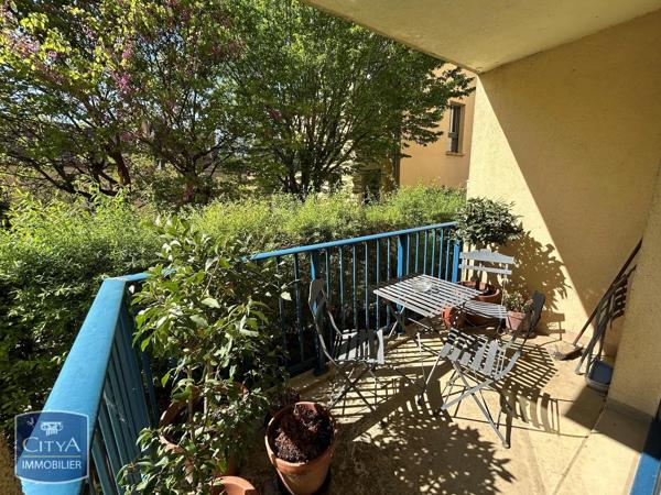 Appartement à louer 2 pièces 49.46m² Alençon (61000)