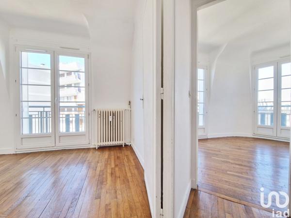 Appartement 3 pièces de 49 m² à Paris (75020)