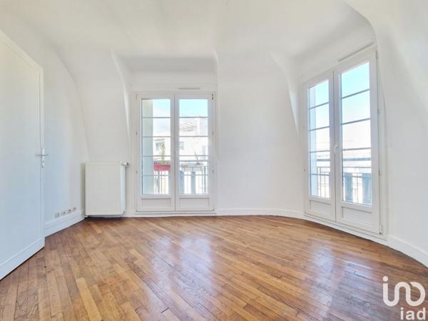 Appartement 3 pièces de 49 m² à Paris (75020)