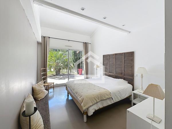 Maison 4 pièce(s) 3 chambre(s) 183 m²