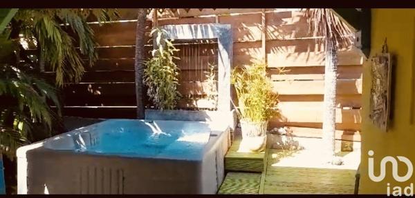 Maison à vendre 12 pièces 220 m² Sainte-Anne