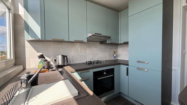 Chambre à louer - Colocation meublée Evry-Courcouronnes