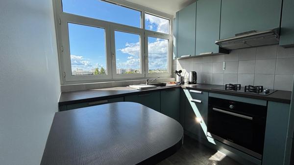 Chambre à louer - Colocation meublée Evry-Courcouronnes